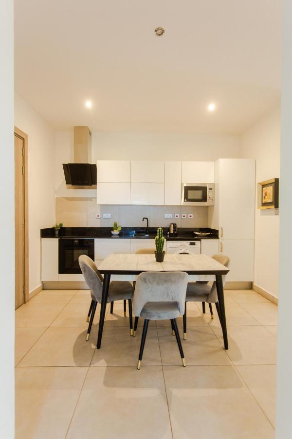 Accra Luxury Apartments @ Pine Court 외부 사진