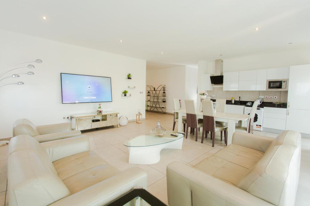 Accra Luxury Apartments @ Pine Court 외부 사진
